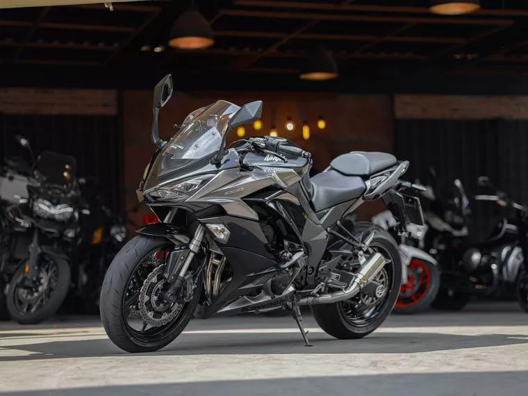 Kawasaki Ninja Preto 3