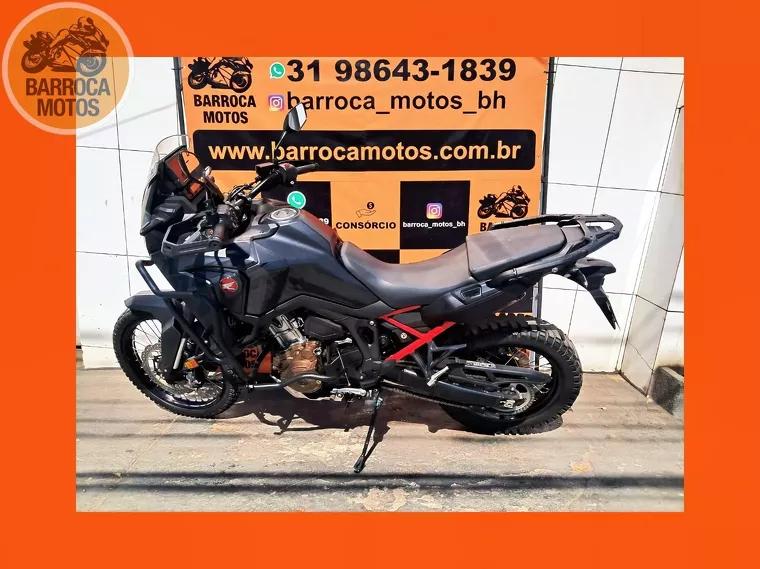 Honda CRF Preto 2