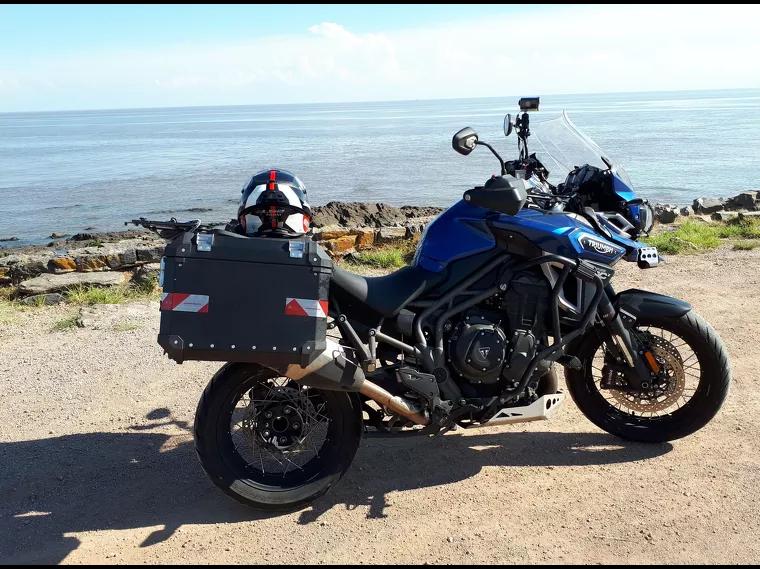 Triumph Tiger 1200 Azul 13