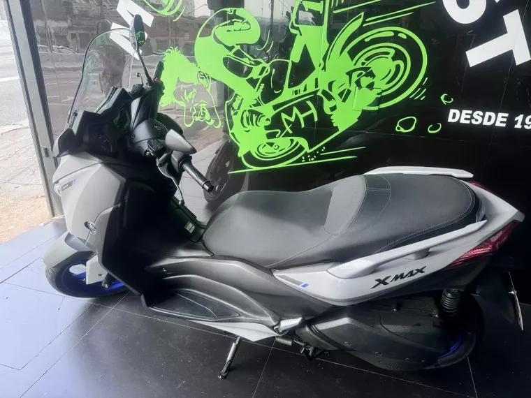 Yamaha Xmax Cinza 3