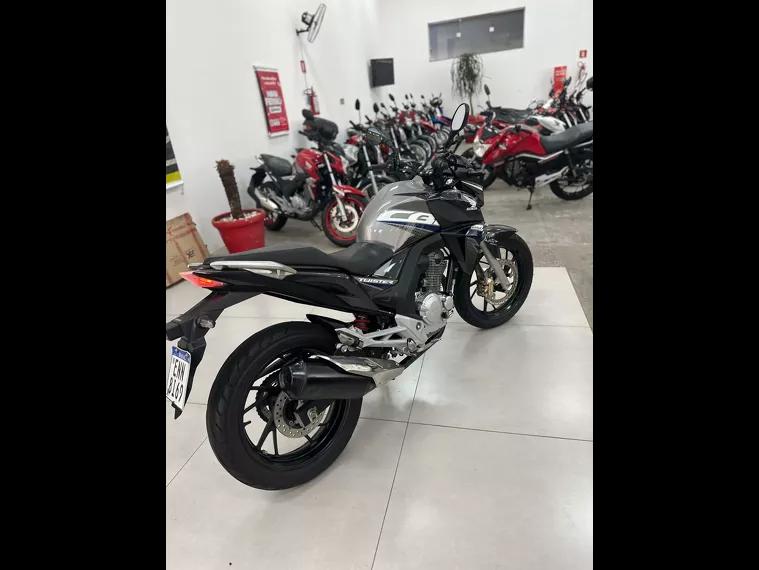 Honda CB Twister Cinza 19