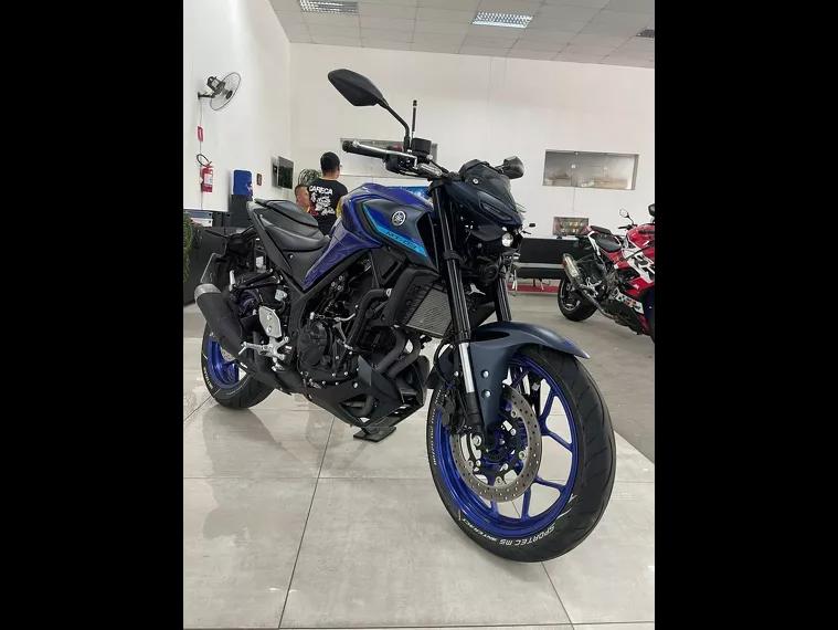 Yamaha MT-03 Azul 21