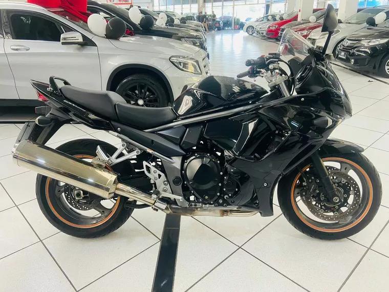 Suzuki GSX Preto 1