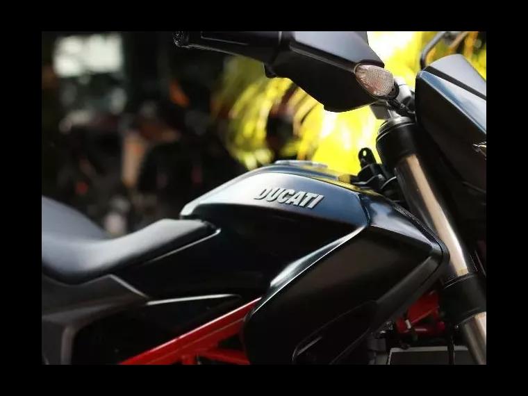 Ducati Hypermotard Preto 13