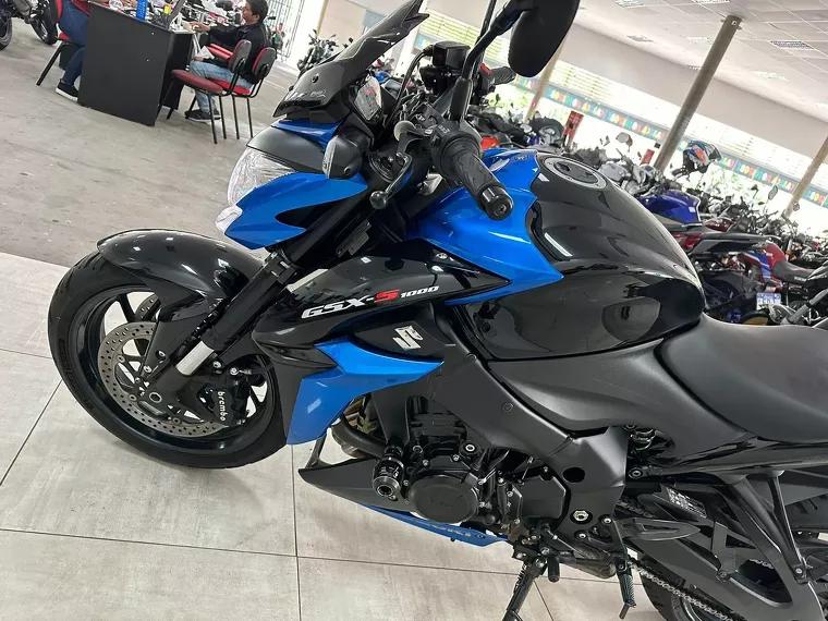 Suzuki GSX-S Azul 24