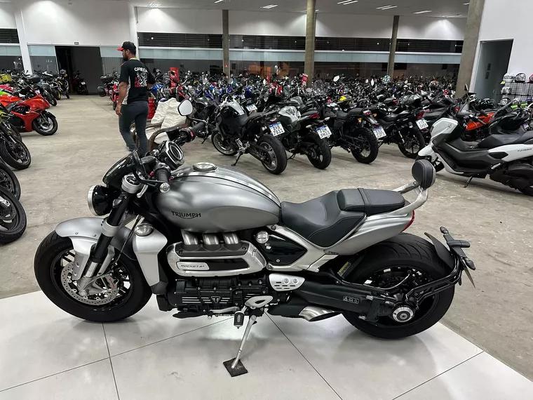 Triumph Rocket III Prata 10