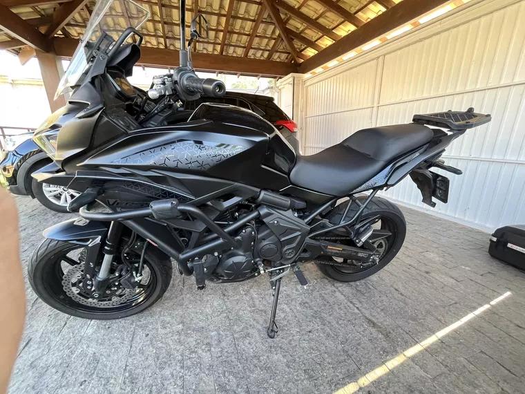 Kawasaki Versys Preto 1