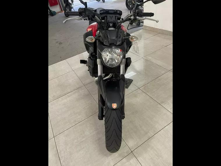 Yamaha MT-07 Preto 17