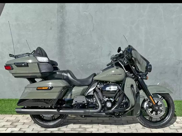 Harley-Davidson Ultra Limited Verde 2