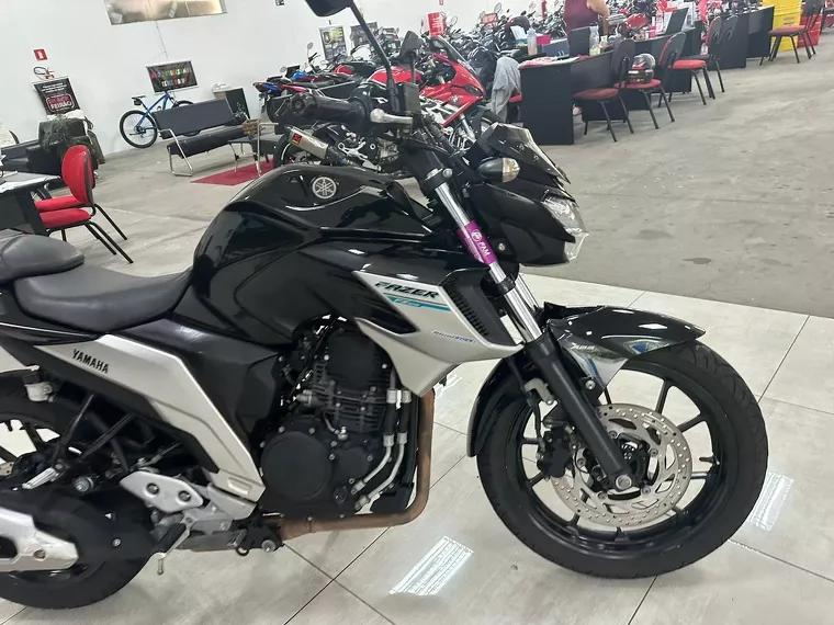 Yamaha Fazer 250 Preto 12