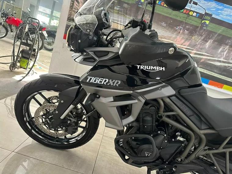 Triumph Tiger 800 Preto 10