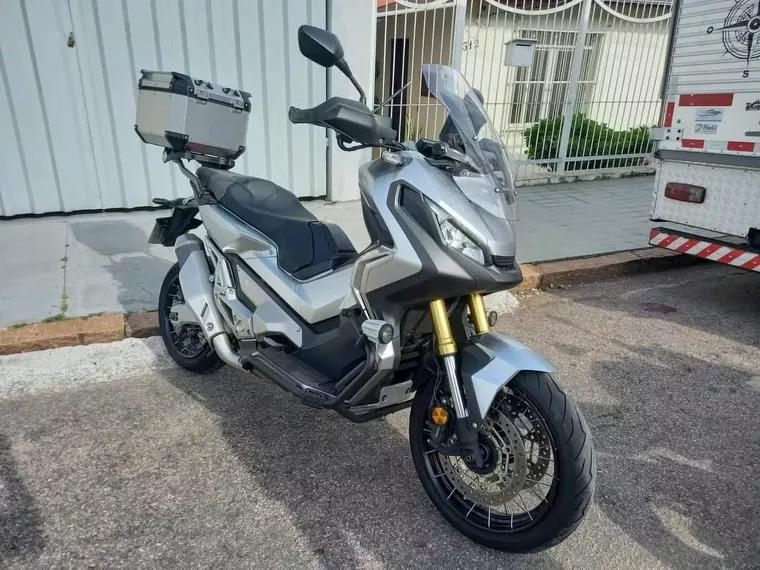 Honda X-Adv Prata 13