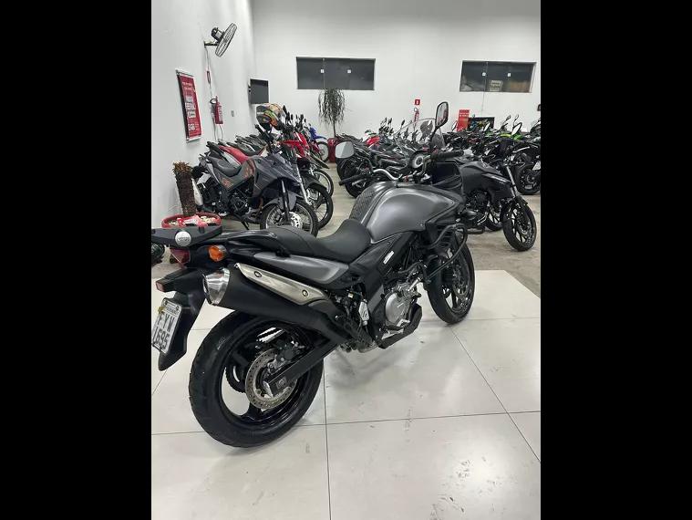 Suzuki V-Strom Cinza 12