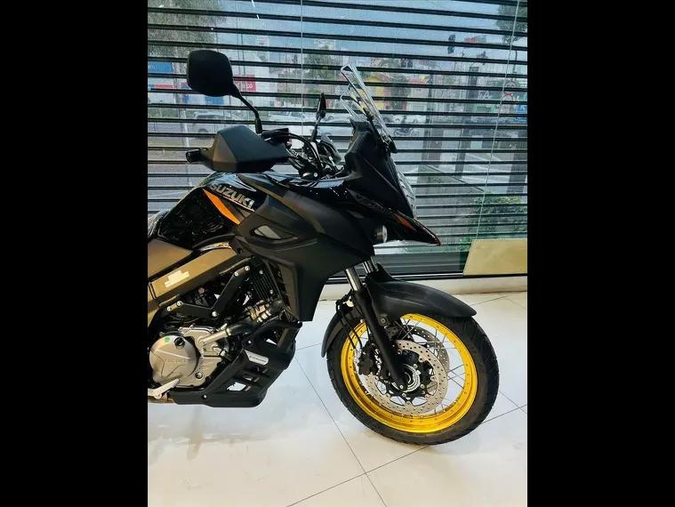 Suzuki V-Strom Preto 5