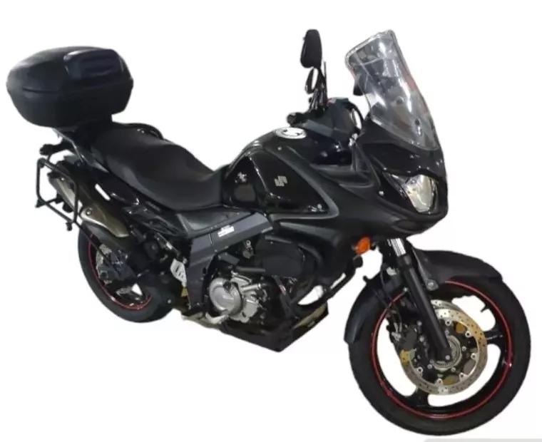 Suzuki V-Strom Preto 9