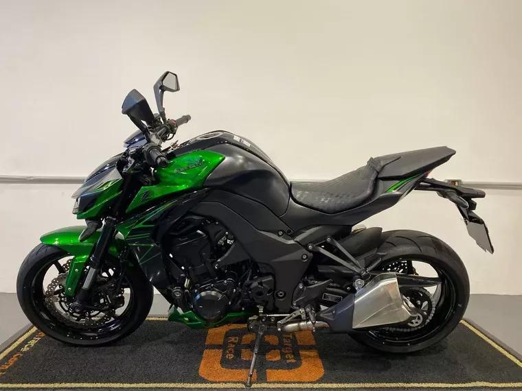 Kawasaki Z Cinza 3