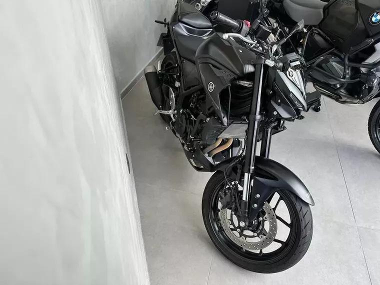 Yamaha MT-03 Preto 3