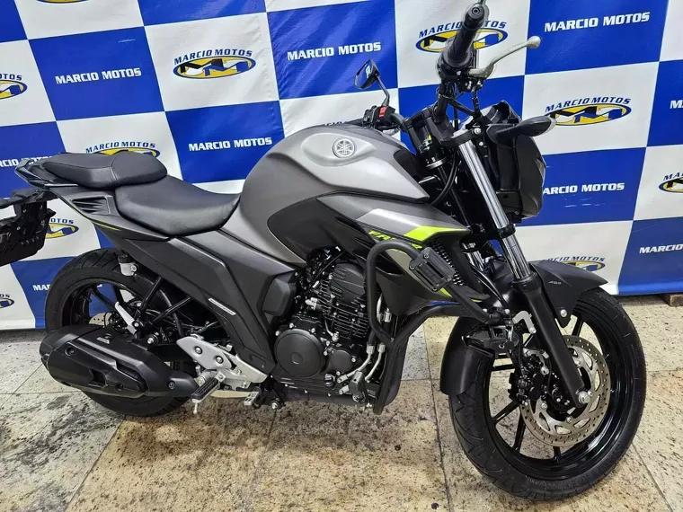 Yamaha Fazer 250 Cinza 13