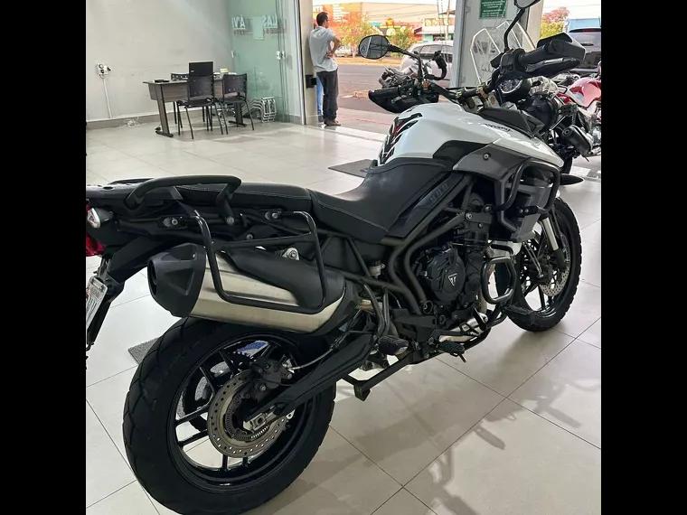 Triumph Tiger 800 Branco 5