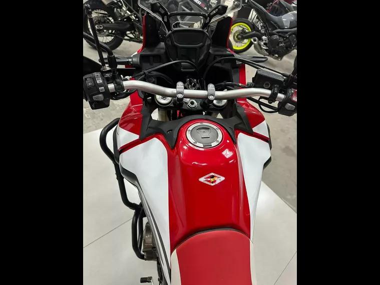 Honda CRF Vermelho 18