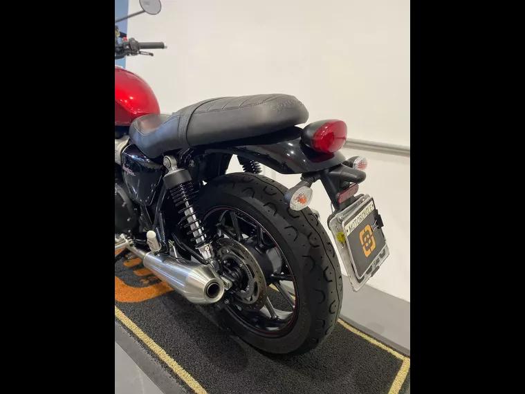 Triumph Street Twin Vermelho 8