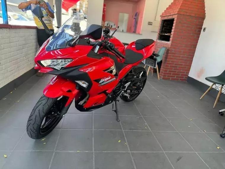 Kawasaki Ninja Vermelho 2