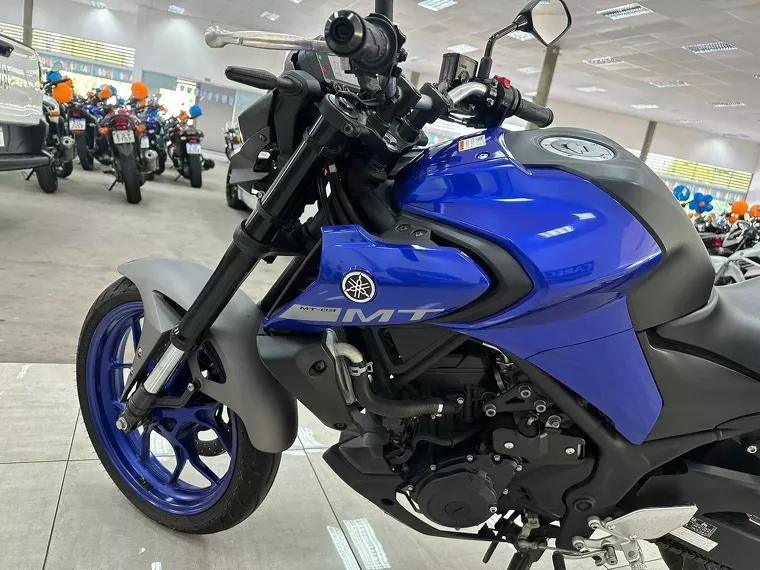 Yamaha MT-03 Azul 11