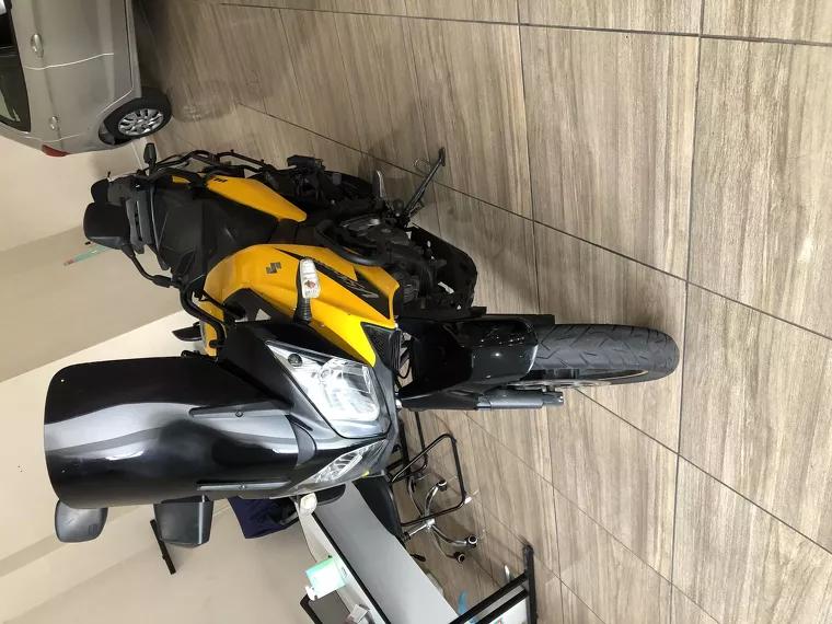 Suzuki V-Strom Amarelo 3