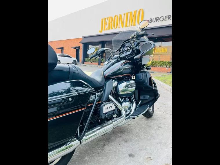 Harley-Davidson Road Glide Preto 8