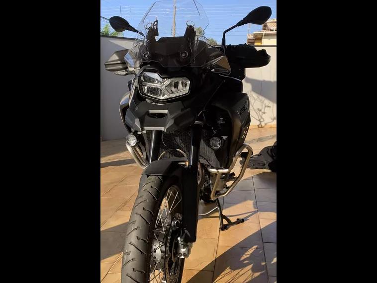 BMW F 850 Preto 1