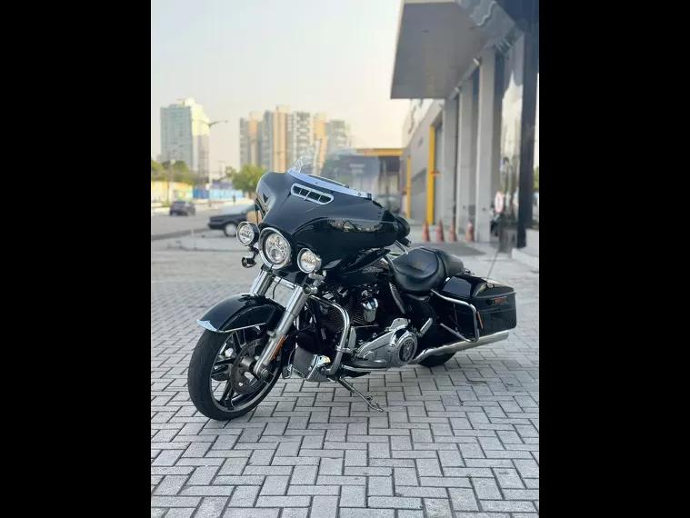 Harley-Davidson Street Glide Preto 4