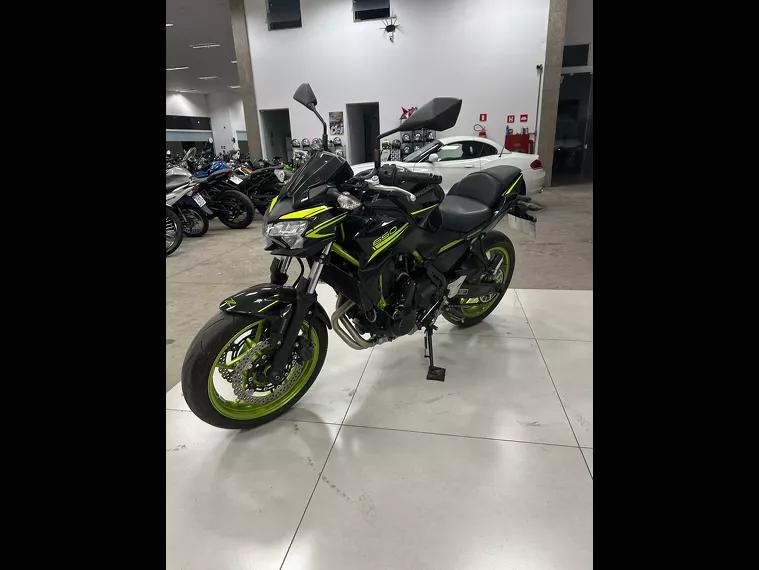 Kawasaki Z 650 Preto 3