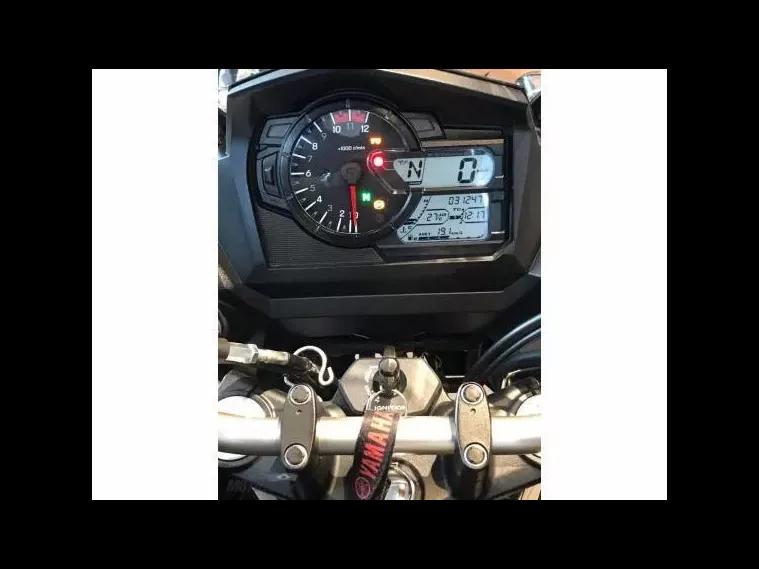 Suzuki V-Strom Preto 4