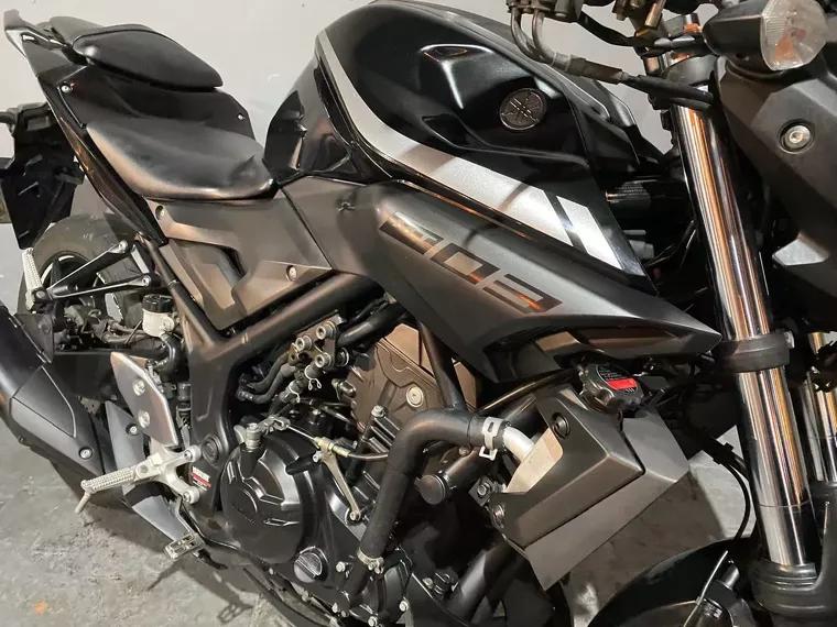 Yamaha MT-03 Preto 3