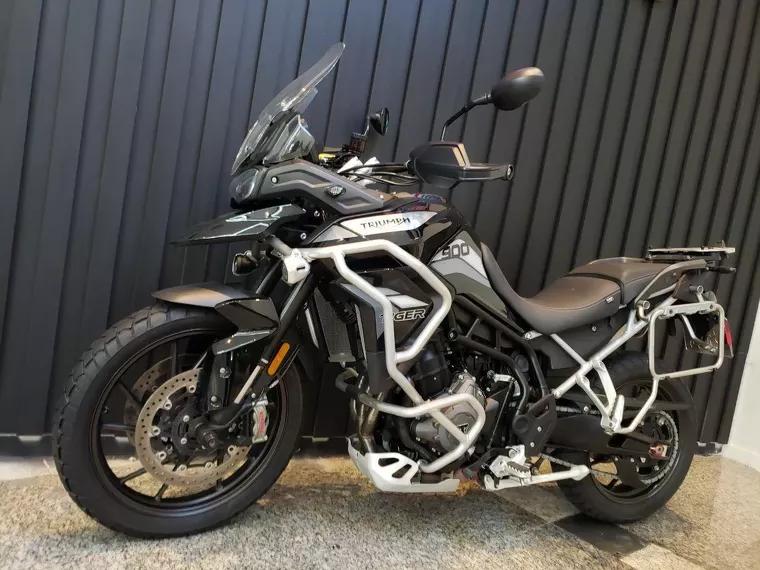 Triumph Tiger 900 Preto 13