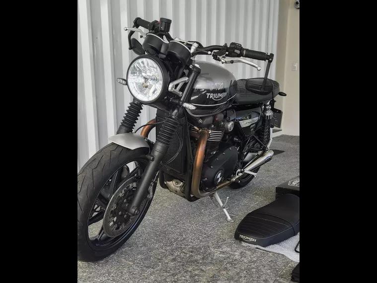 Triumph Speed Twin Prata 12