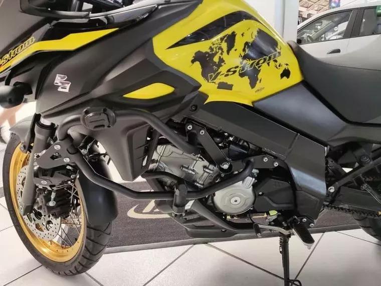 Suzuki V-Strom Amarelo 17