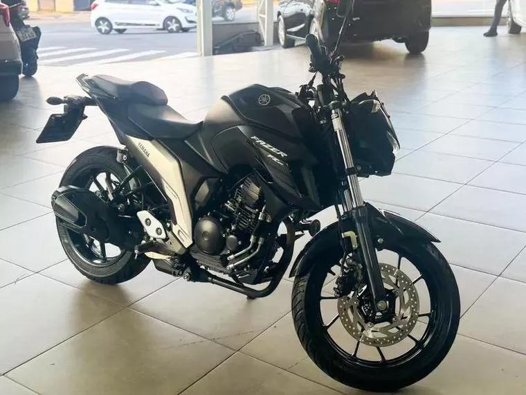 Yamaha Fazer 250 Preto 6