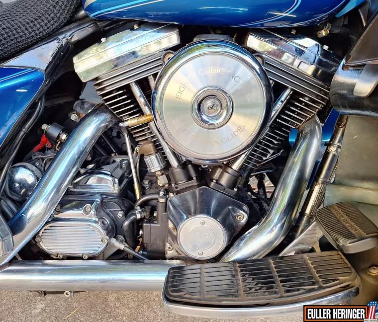 Harley-Davidson Electra Glide Azul 10