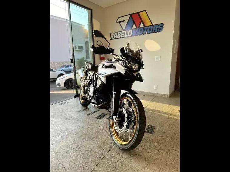 BMW F 850 Branco 1