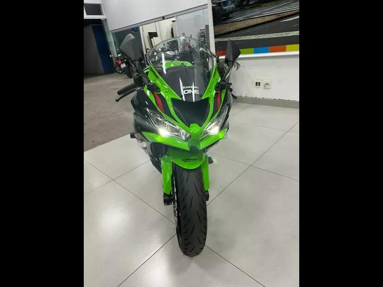 Kawasaki Ninja Verde 16