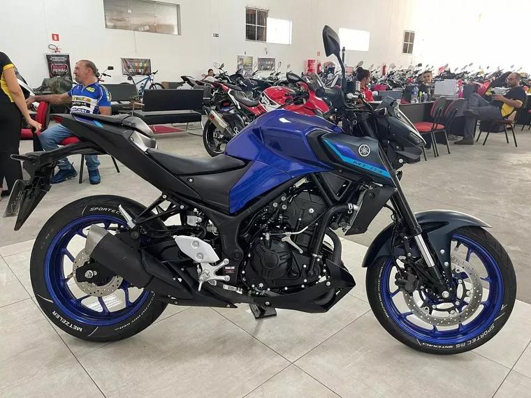 Yamaha MT-03 Azul 18