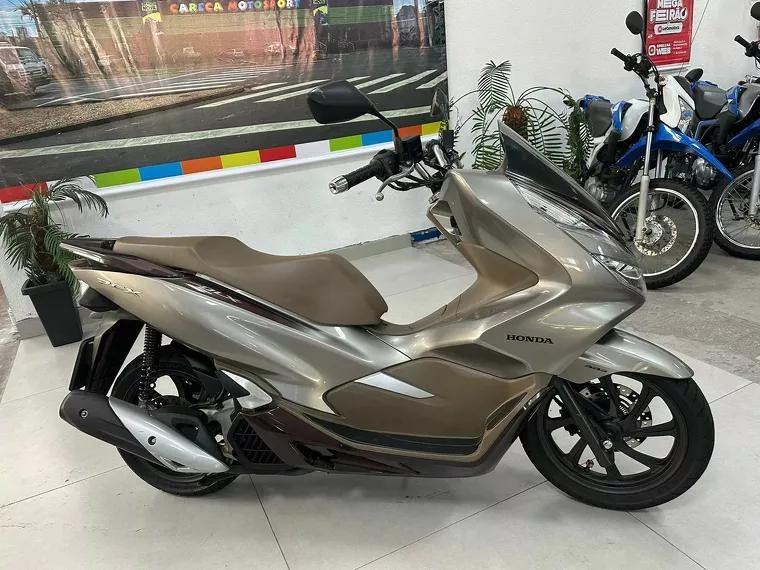 Honda PCX Prata 6