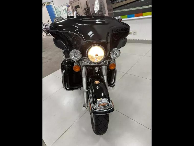 Harley-Davidson Electra Glide Preto 16