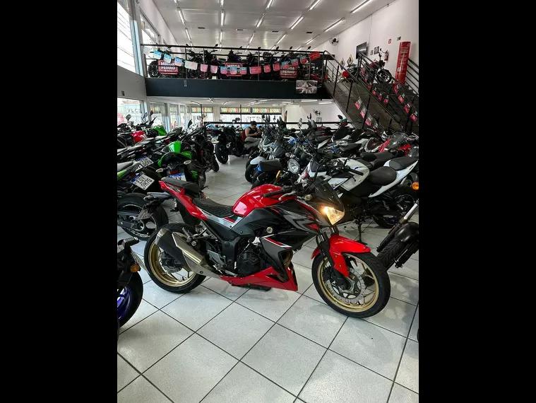 Kawasaki Z Vermelho 1