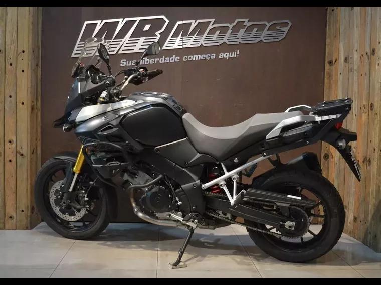 Suzuki V-Strom Preto 4