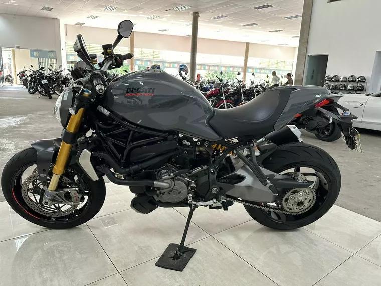 Ducati Monster Cinza 5