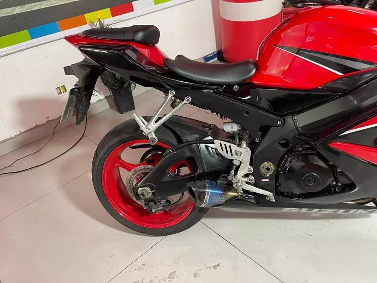 Suzuki GSX-R Vermelho 3