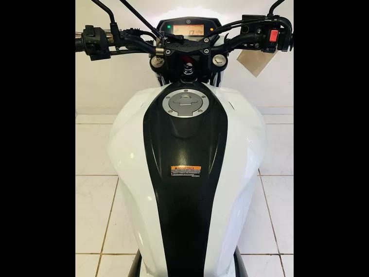 Yamaha Fazer 250 Branco 15