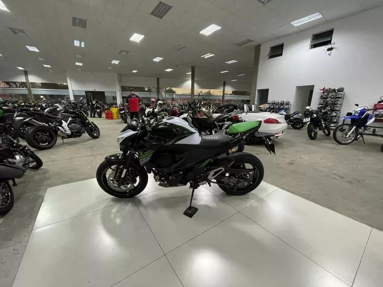 Kawasaki Z Branco 26